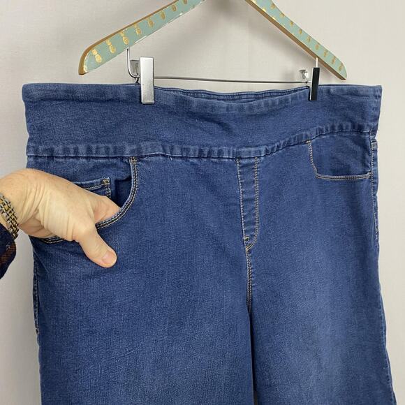 Gloria Vanderbilt Amanda Bermuda Shorts 22W All Around Slimming Dark 44x13 - Picture 2 of 13